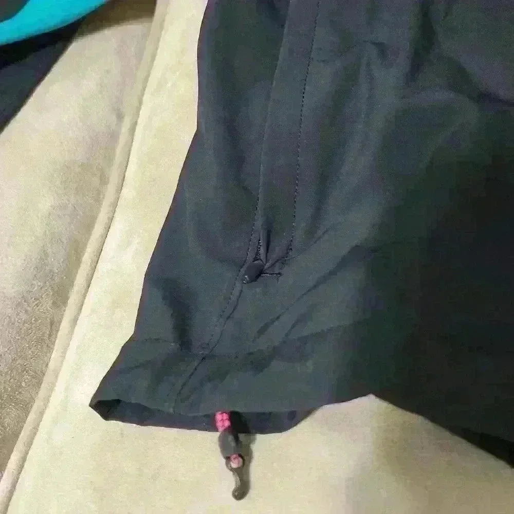 Under Armour Windbreaker - Picture 7 of 9